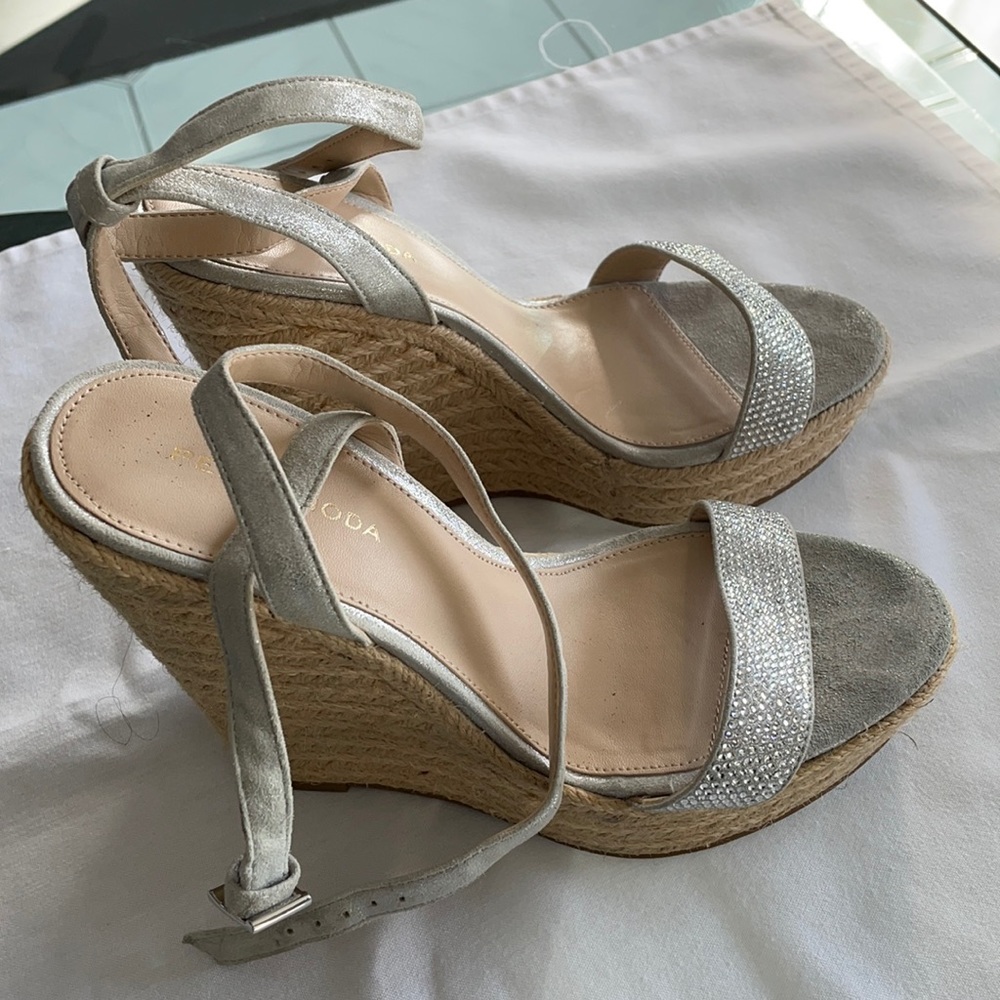Pelle Moda Sandals
